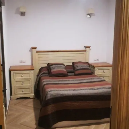 Refugio La Covatilla I,ii,iii Y Iv *