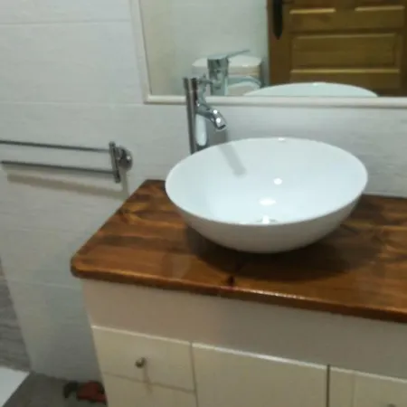 Refugio La Covatilla I,ii,iii Y Iv *